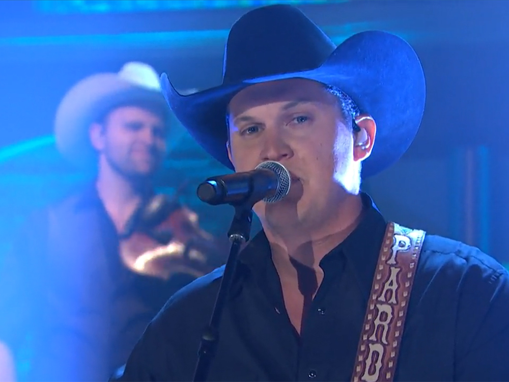 Jon Pardi Brings Country To New York With His Latest No.1 Single, “Dirt On My Boots” [Watch]