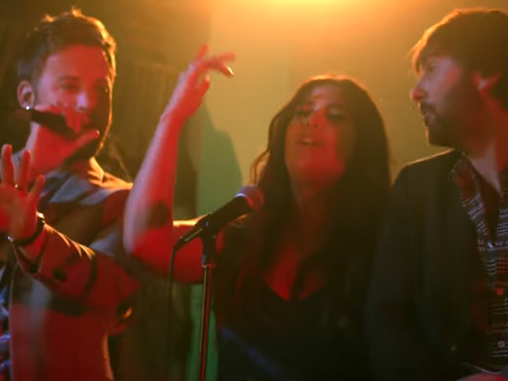 Watch Lady Antebellum’s Good Looking “You Look Good” Video